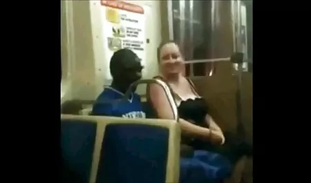 Buổi sáng gái của sex me va con nhat ban một chàng trai đen