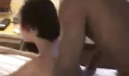 Các chàng phim sex ngan nhat ban trai, một cô gái tóc vàng trong khi bạn gái của mình ngủ say xỉn