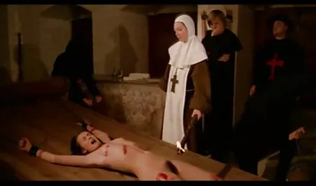 Mẹ và bạn gái sex nhat tokyo trẻ